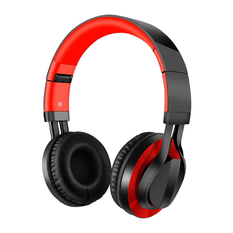 Wired black head-mounted headphones with 3.5mm plug and microphone for mobile phone karaoke