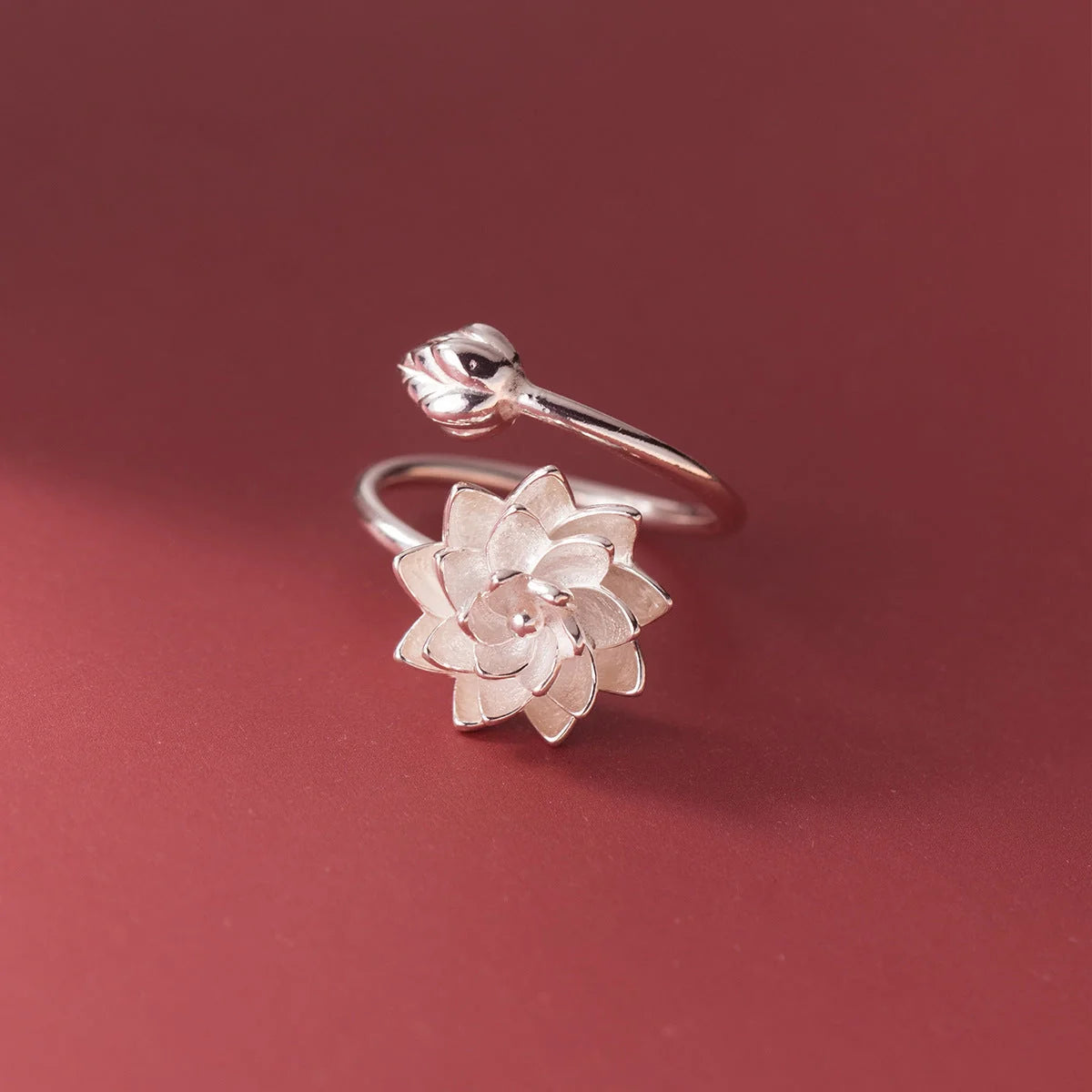 Adjustable Chinese-style white lotus ring in silver electroplated finish
