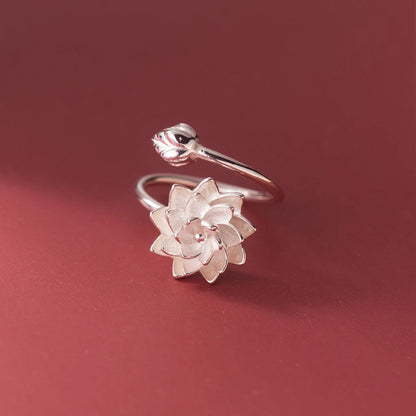 Adjustable Chinese-style white lotus ring in silver electroplated finish