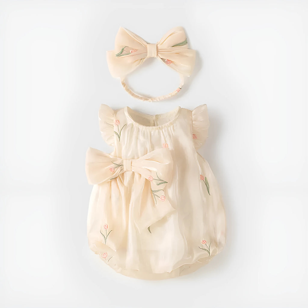 Baby girl thin polyester triangle jumpsuit in apricot colour, sleeveless pullover style