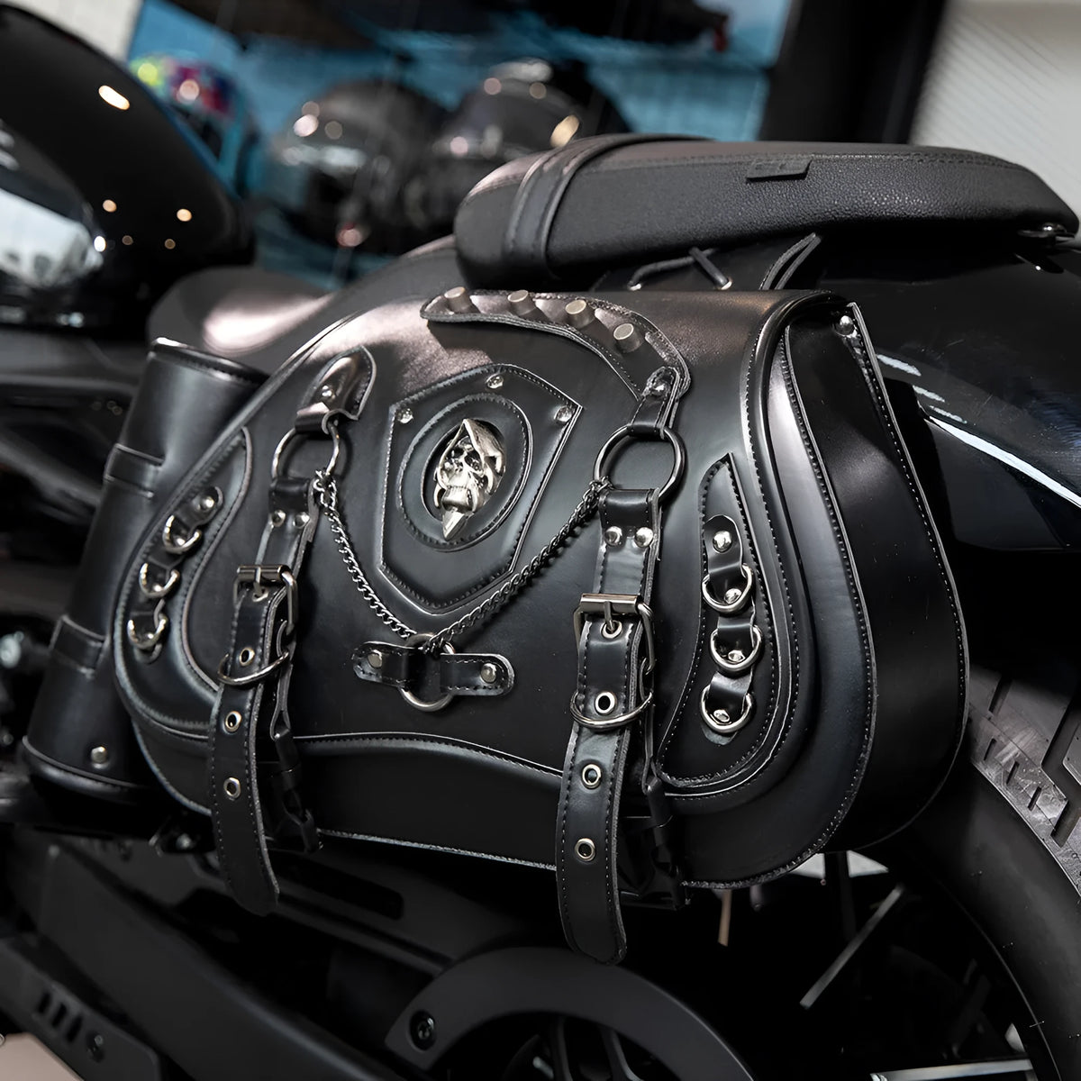 Pair of casual punk style leather motorcycle bags, 16cm by 37cm by 29cm, for motorcycles and electric cars