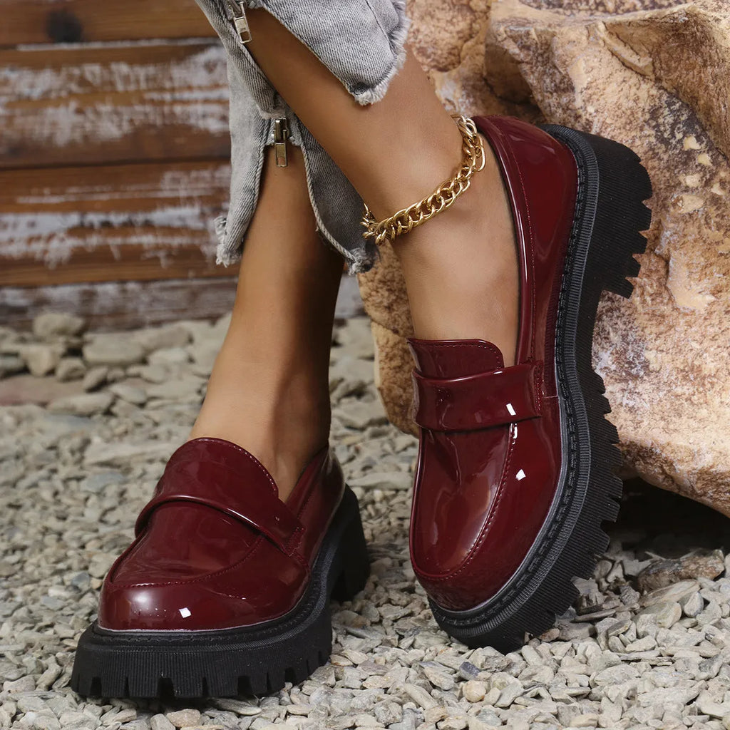British style plus size slip-on loafers with chunky heel in black, green, and wine red.