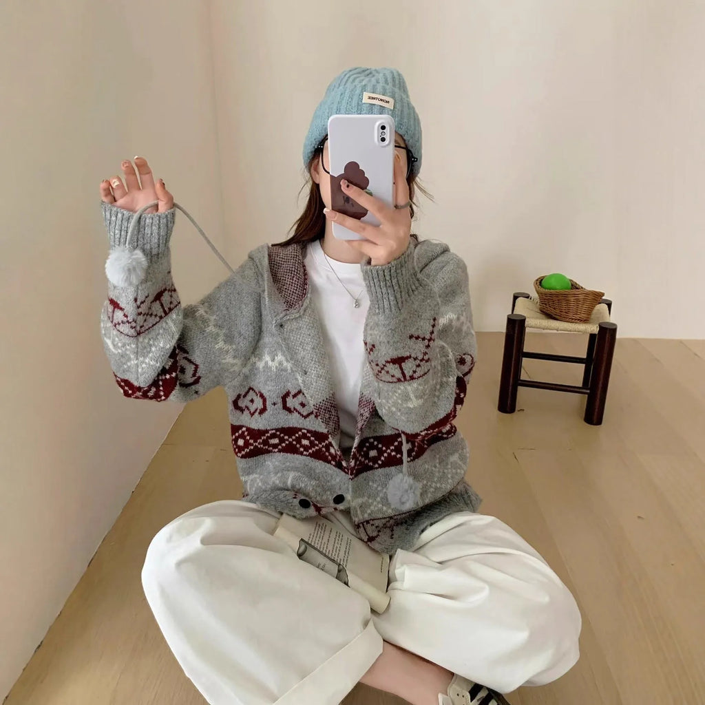 Women's loose grey geometric brocade acrylic sweater coat with long sleeves