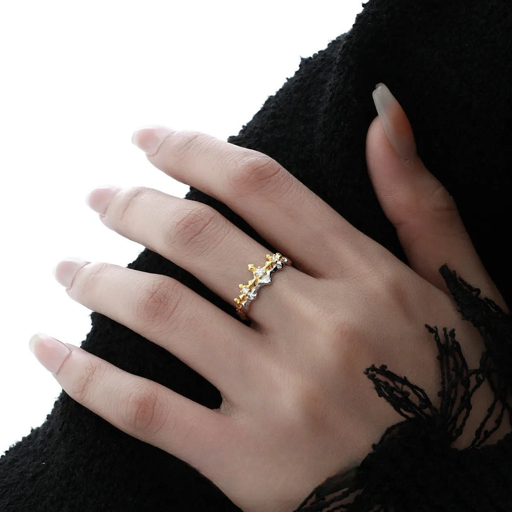 Princess Knight adjustable silver couple ring with electroplated white gold or black gold finish.