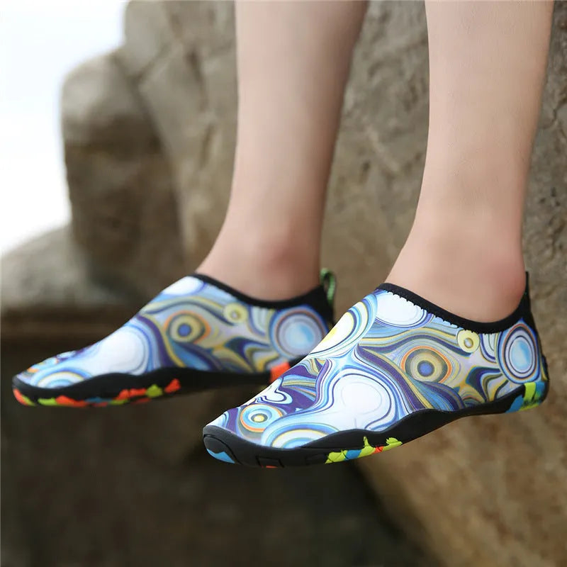 Lycra fabric beach wading shoes with EVA midsole in multiple colour options