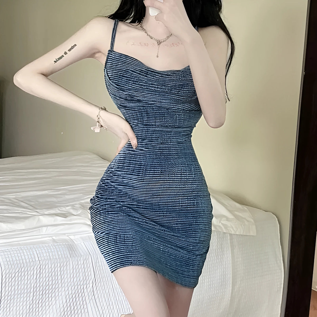 Blue strap backless skinny sheath dress with high waist and sleeveless polyester design