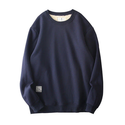 Cozy fleece pullover in various colors for men, featuring a round neckline and long sleeves for warmth and style