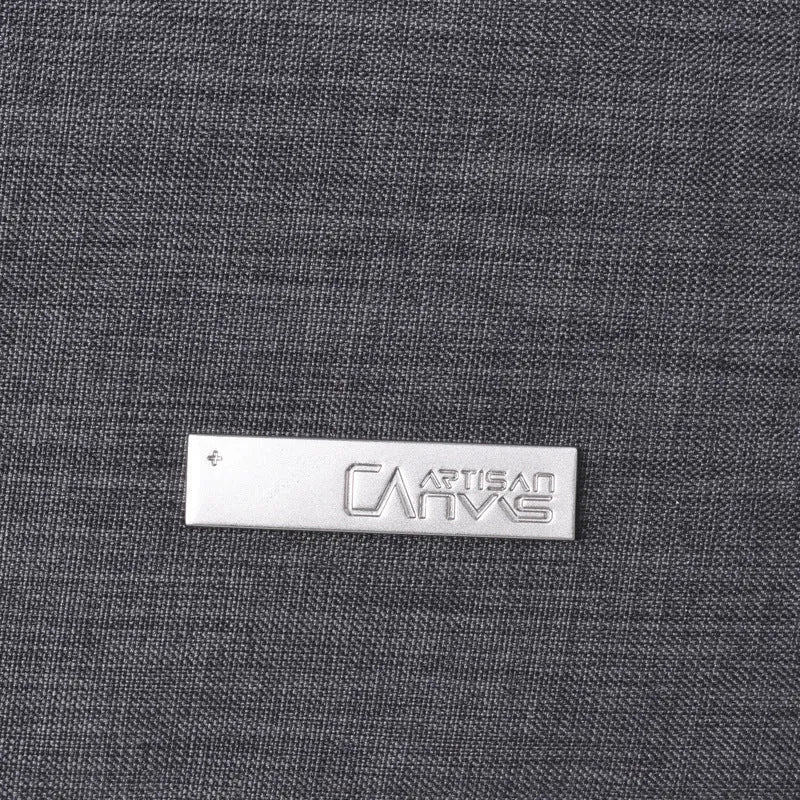 Light grey 15-inch computer liner bag with water-repellent polyester surface, slim 3cm profile