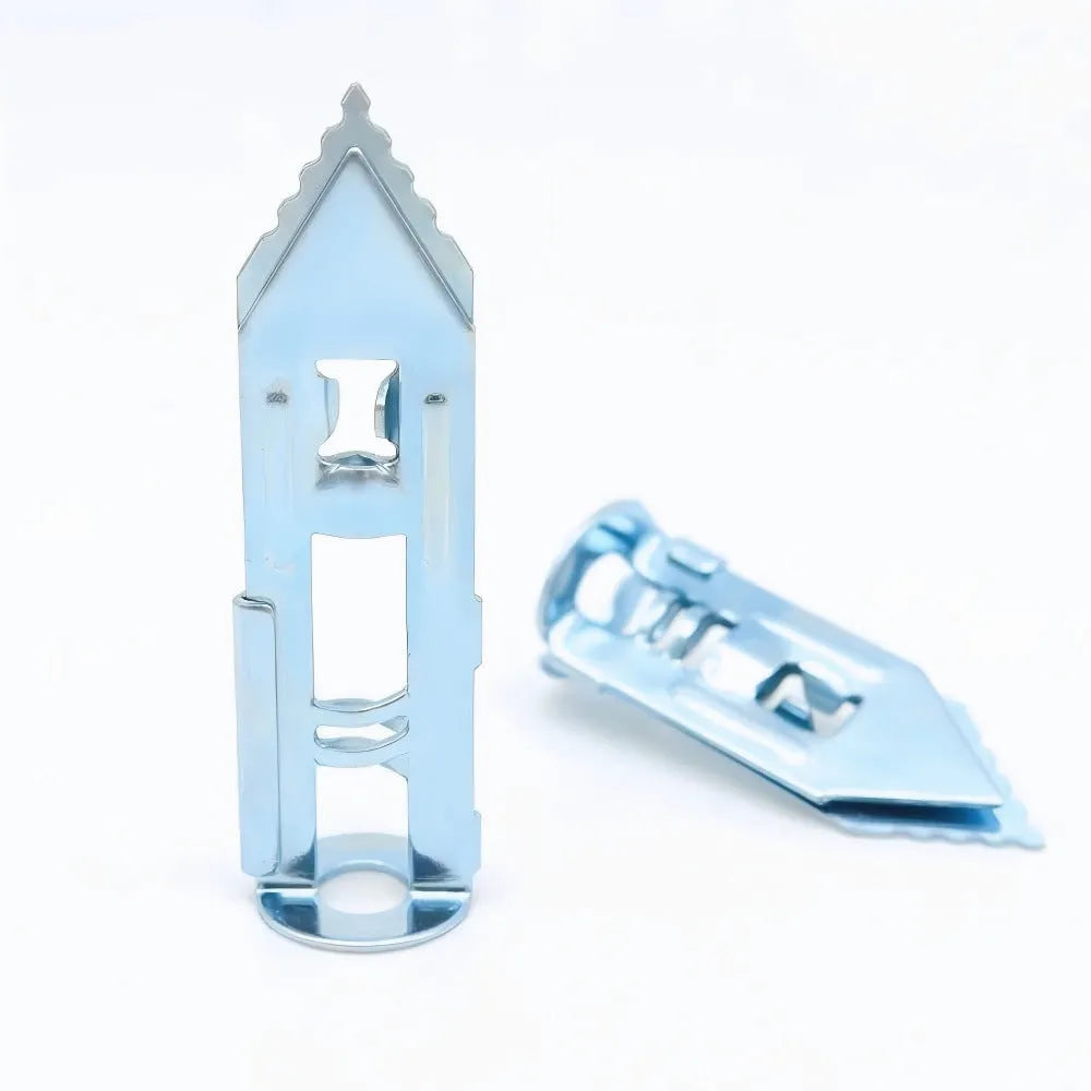 Punch-free gecko expansion screw made from 65 manganese steel with colour zinc finish, 12mm diameter and 30mm length.