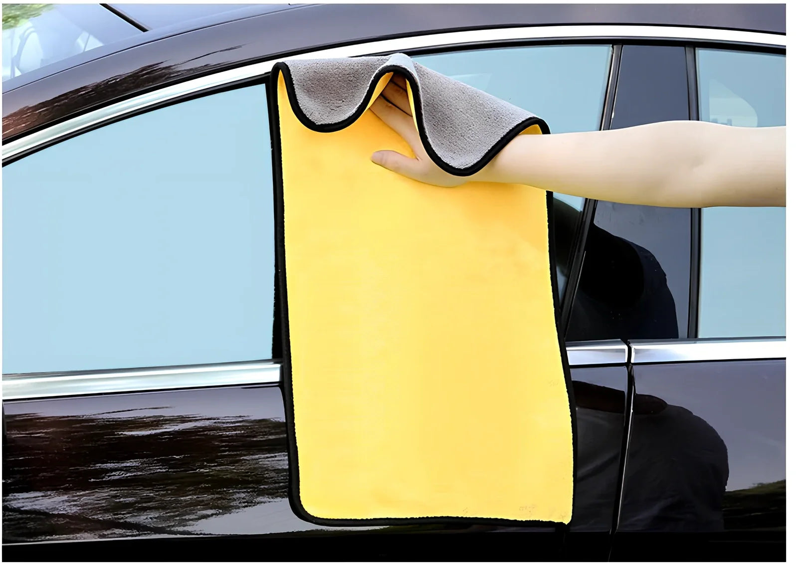 Thickened double-sided microfiber cleaning towel in yellow and grey, 30x30cm and 30x60cm sizes for lint-free car washing