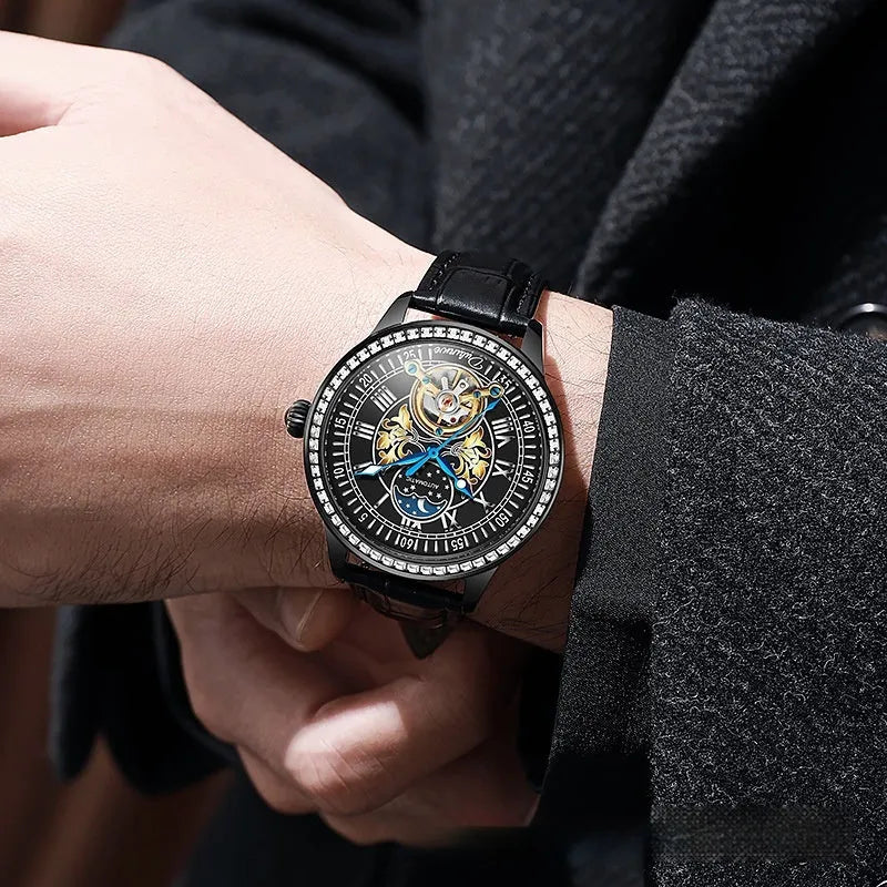 Men's mechanical watch with a transparent case back and a stainless steel strap in a choice of colours.