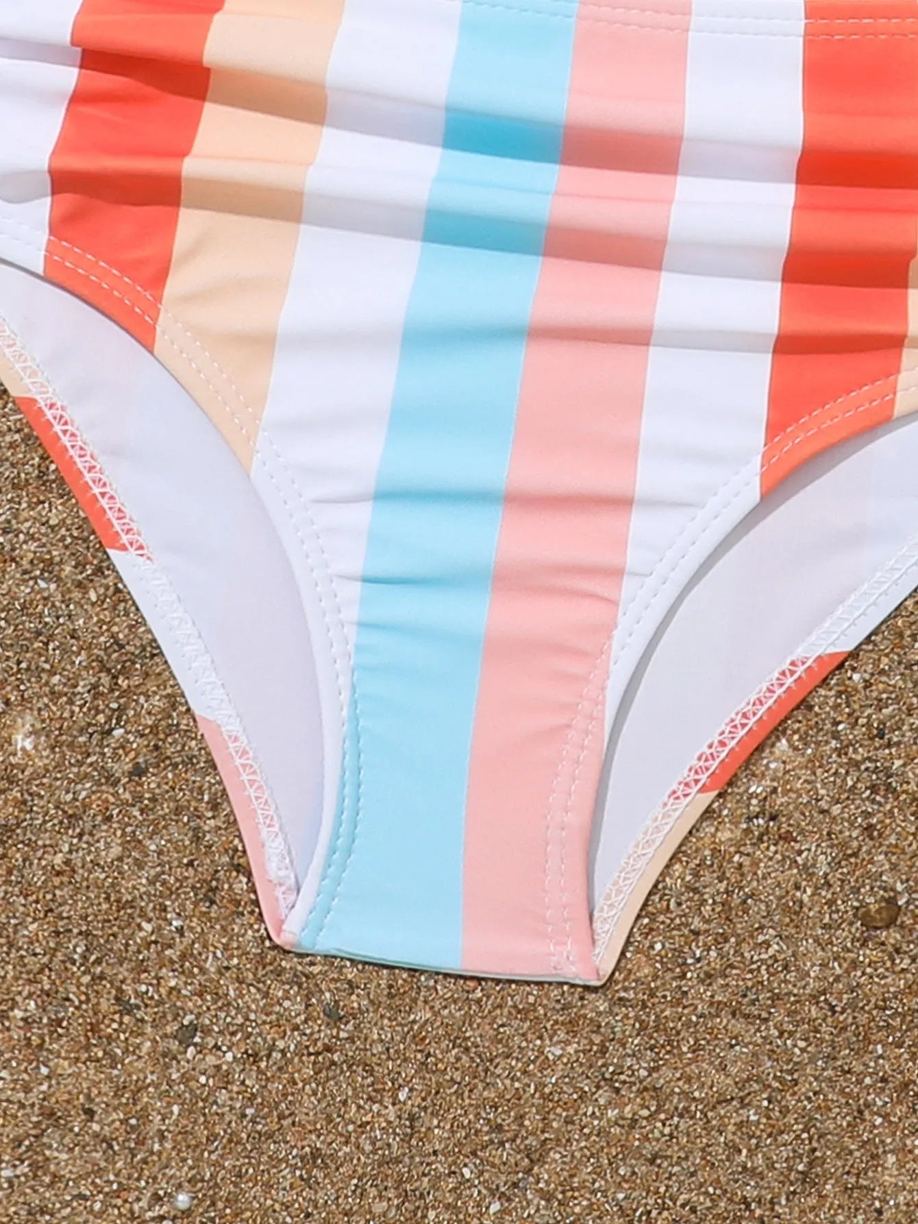 Girls' plaid pattern swimsuit briefs with matching bra for swimming