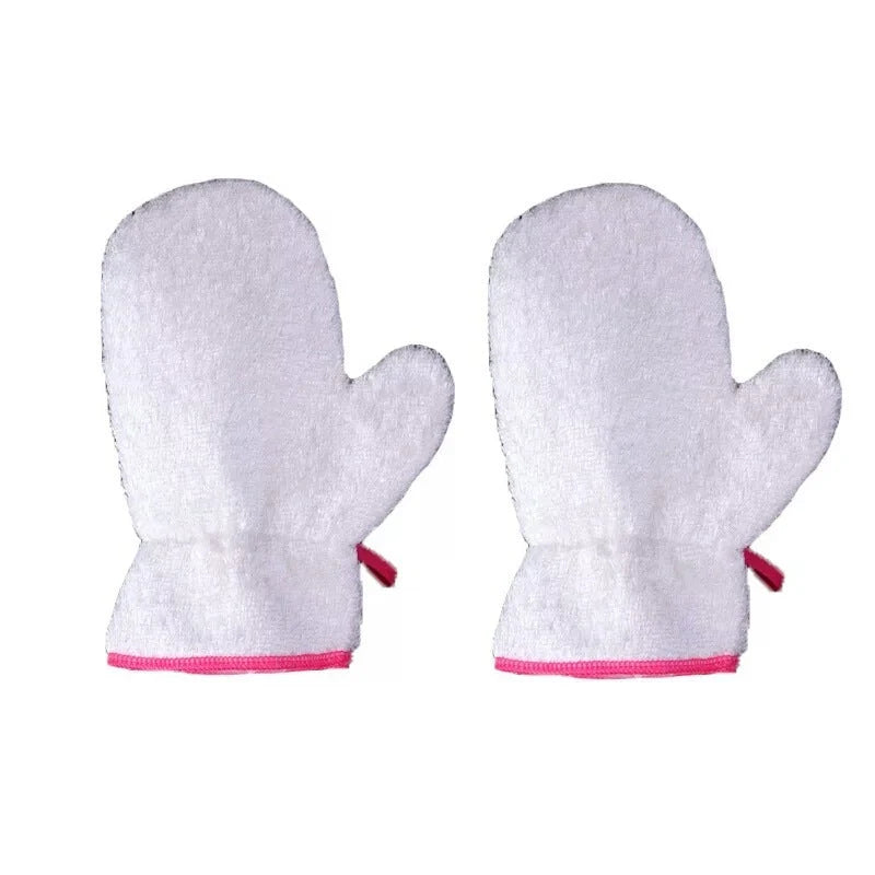 Thick microfiber dishwashing gloves in white, perfect for safe and efficient cleaning