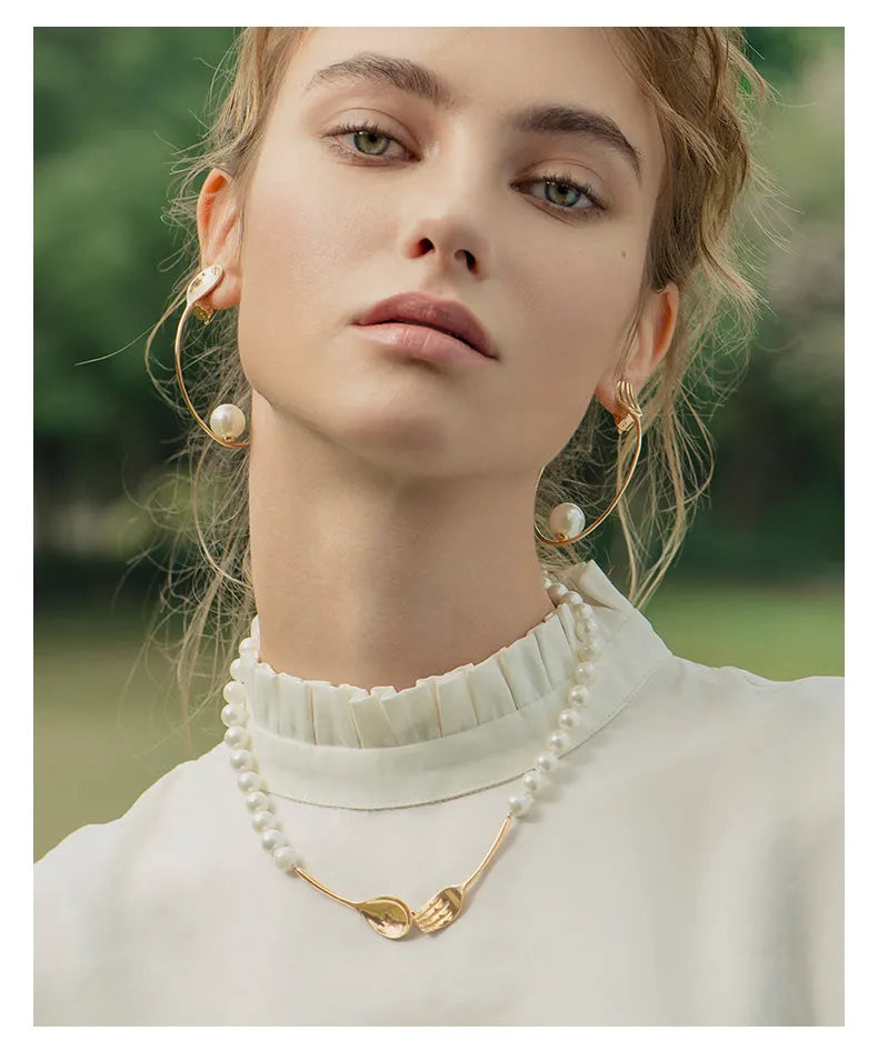 Gold 925 silver necklace with three tiers of shell beads, 370mm chain, adjustable extension links