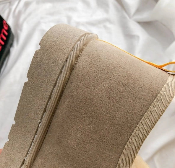 Women's winter cotton boots with velvet lining and non-slip rubber soles in black and beige