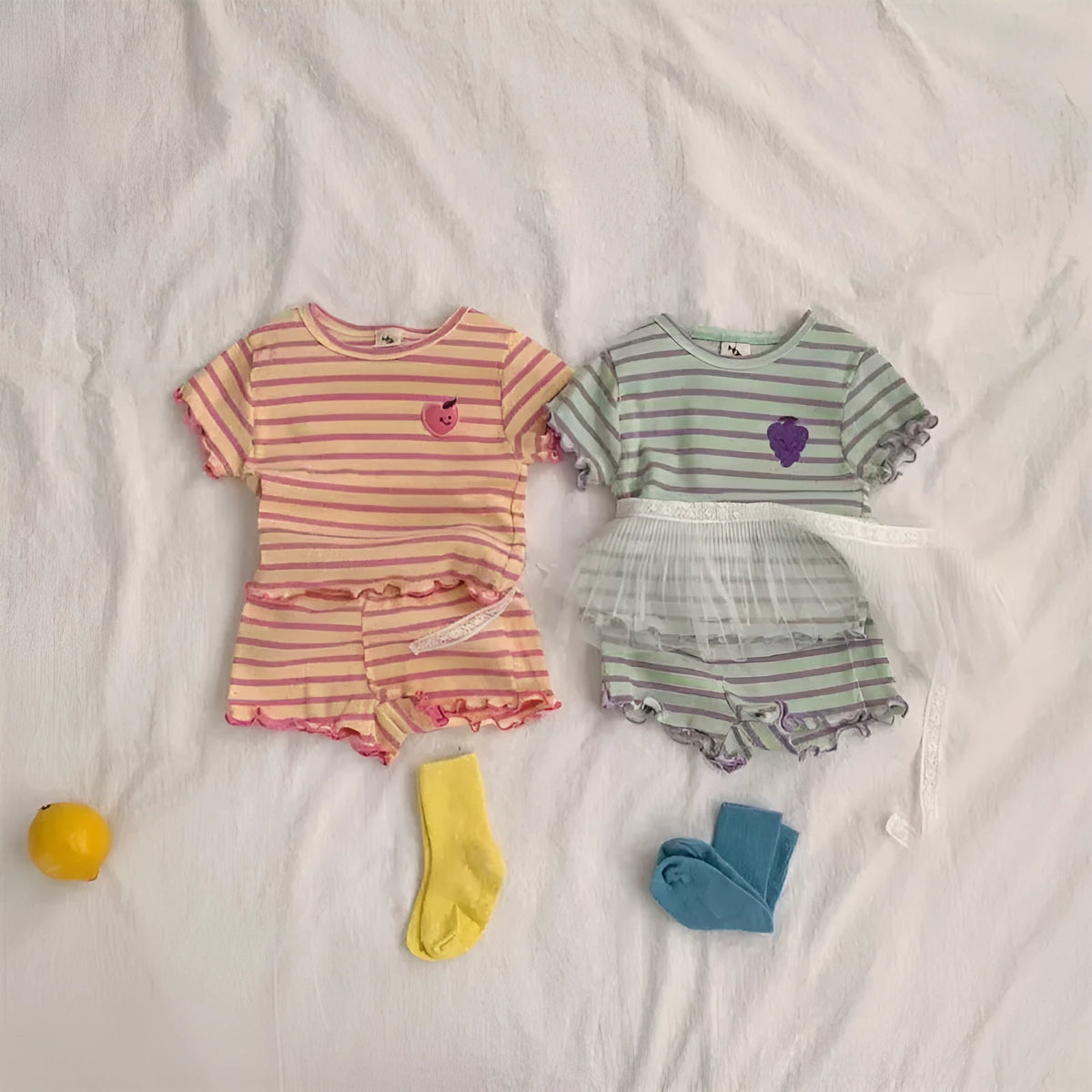 Children's short-sleeved polyester ice silk stripe pajama set in pink yellow purple green colours for heights 80-130 cm