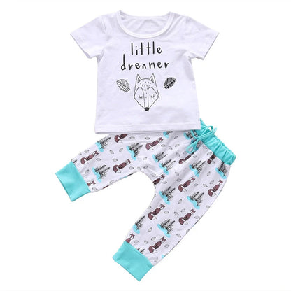 Newborn baby clothes set in 100% cotton, includes T-shirt and pants for ages 0-24 months