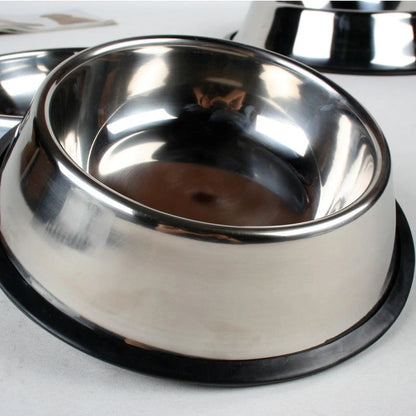 Stainless steel pet bowls with non-slip base, available in multiple sizes