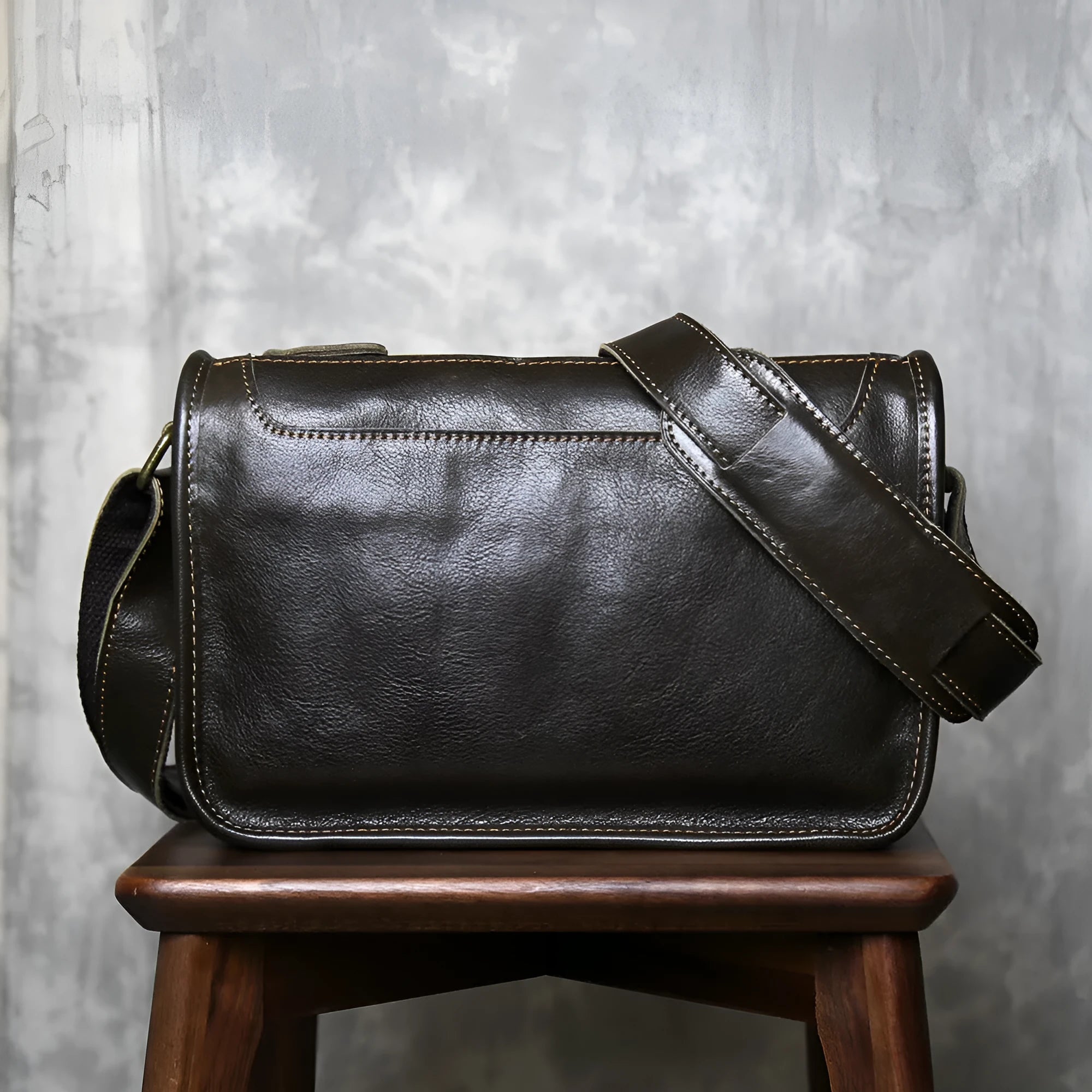 Men's genuine leather crossbody shoulder bag handmade top grain leather solid colour patchwork olive green casual travel