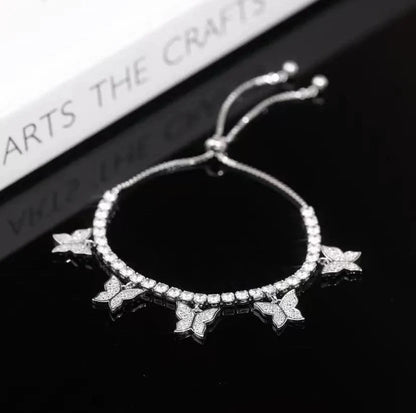 Multi Butterfly Bracelet with adjustable pull and zircon details in silver
