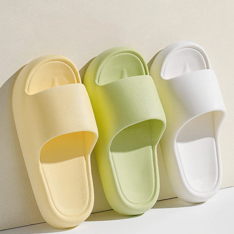 Comfortable thick-soled house slippers with non-slip sole and fashionable design for indoor and outdoor use