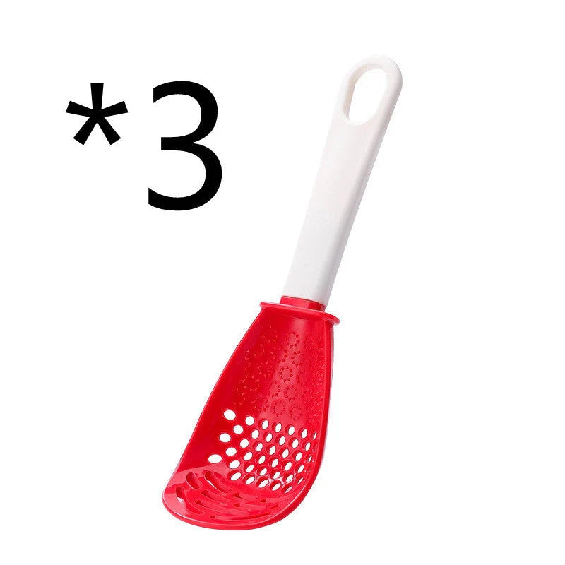 Multifunctional slotted spoon for grinding and cooking in red and black