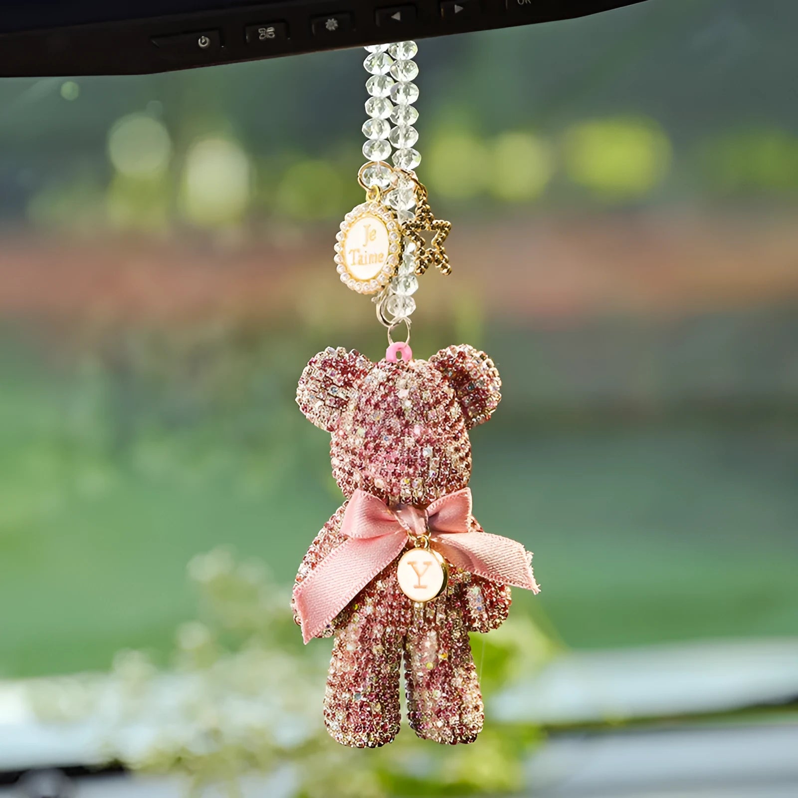 Diamond-embedded Violent Bear design car rearview mirror pendant in 5x9cm size