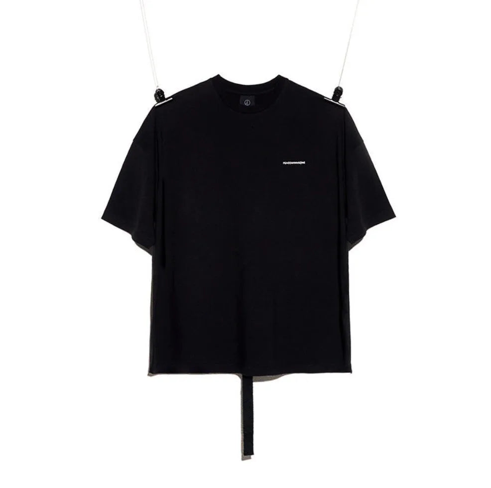 Oversize High Street T-shirt for men and women, solid colour, shown on model, size chart included