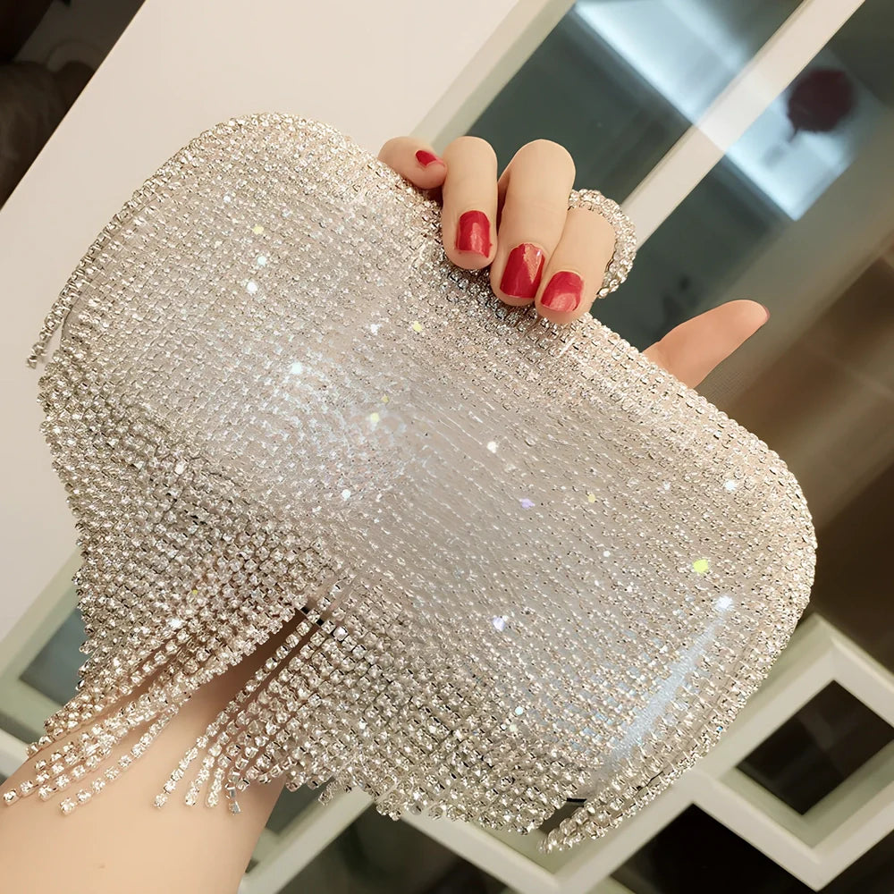 Silver fringed ladies handbag 18cm high with diamond rhinestones and 60-80cm chain strap for evening use