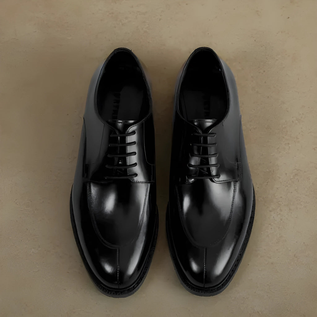 Plus size black leather business formal men's shoes with warped toe cap and genuine cowhide upper