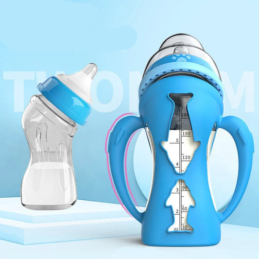 Glass baby bottle with temperature-sensitive silicone sleeve and USB milk warmer in sky blue