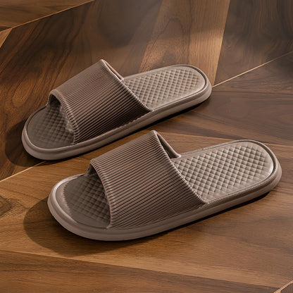 Summer slippers with rhombus pattern and non-slip foam soles for indoor wear