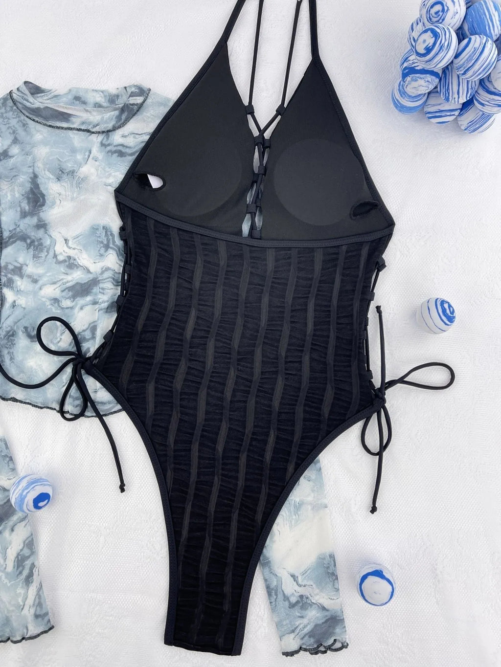 Black solid colour women's one-piece swimsuit in polyester fabric