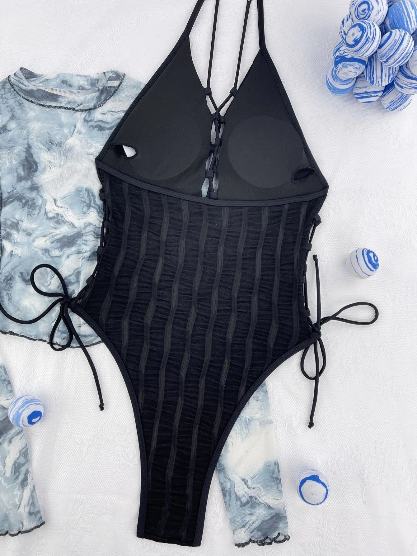 Black solid colour women's one-piece swimsuit in polyester fabric