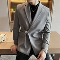 Men's British style slim fit solid colour suit coat with yarn-dyed fabric and buckle design