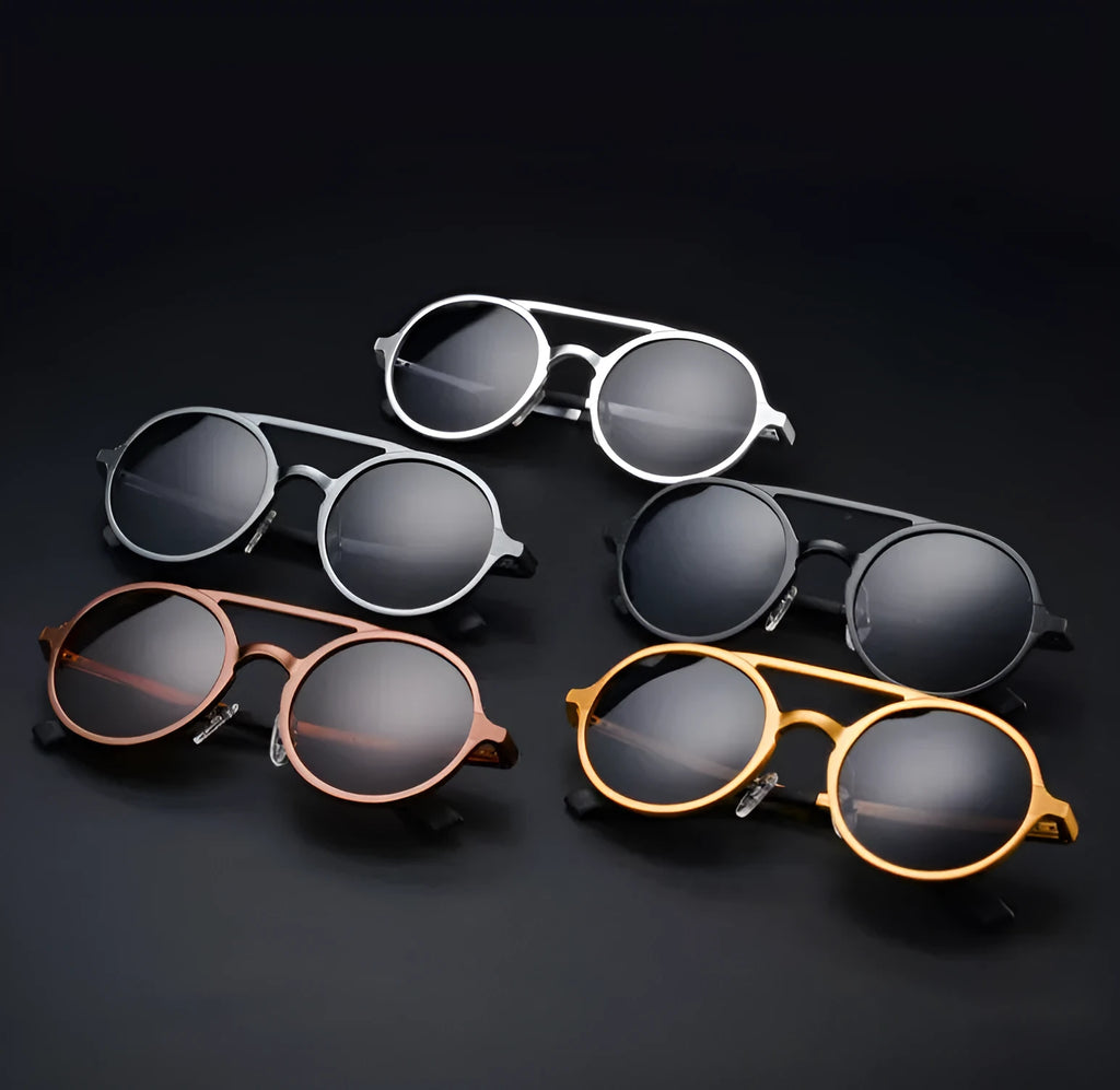 Men's polarised vintage round sunglasses with aluminium magnesium frame and UV400 protection in black with grey lens
