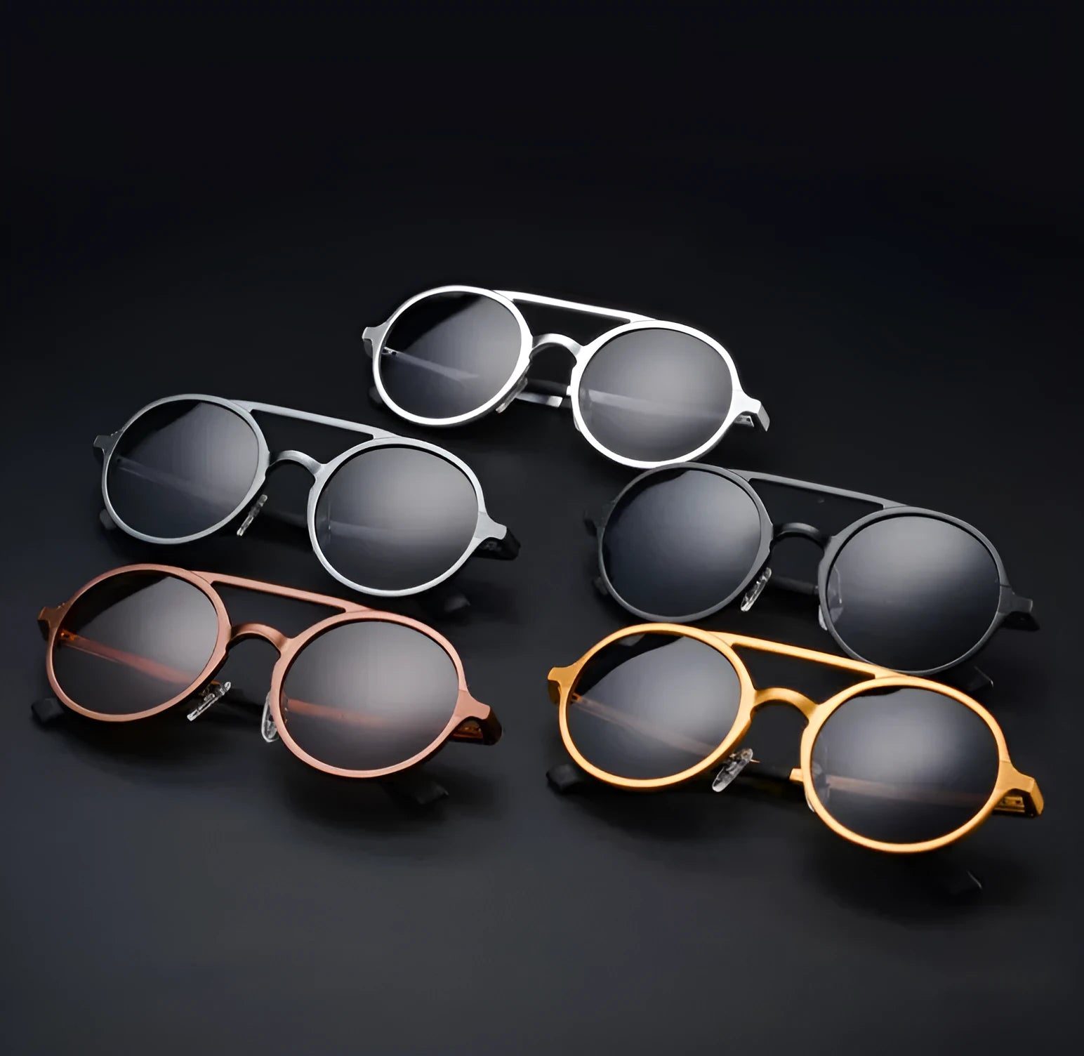 Men's polarised vintage round sunglasses with aluminium magnesium frame and UV400 protection in black with grey lens