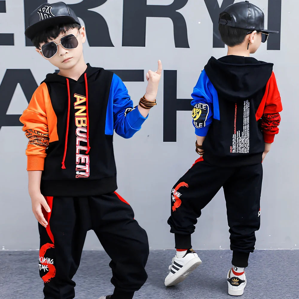 Boys' Korean-style two-piece spring suit in gules red or yellow, 95% cotton with long sleeves and fixed hood, sizes 110-180 yards for 100-170cm heights