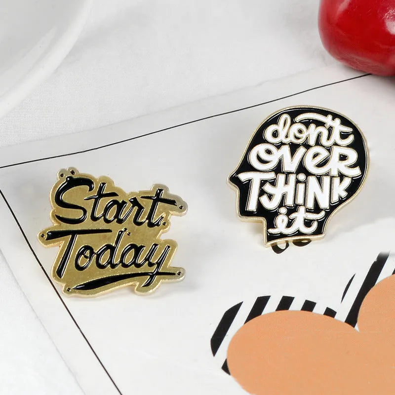 Letter jewelry brooch in alloy with baking varnish cartoon letter shape