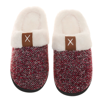 Winter plush slippers with thick sole and anti-slip pattern in burgundy colour