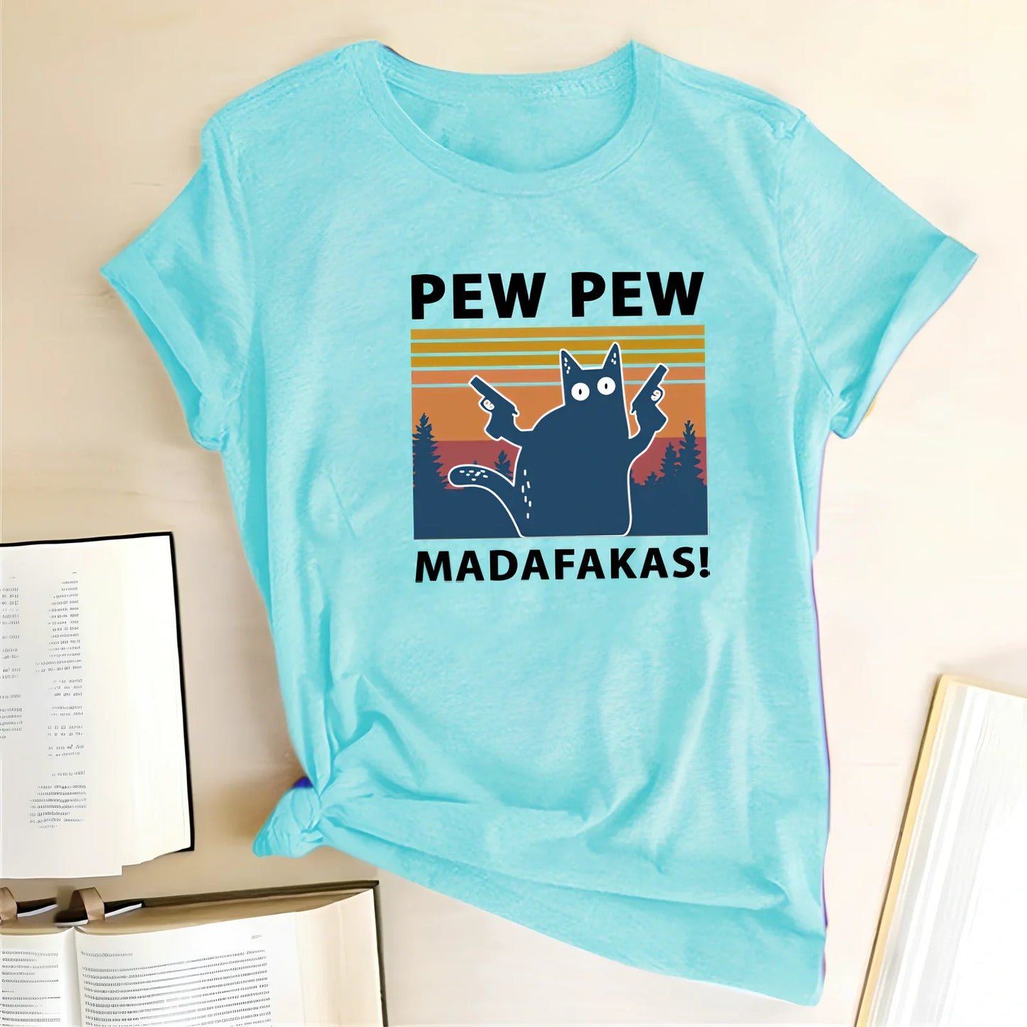 Short sleeve printed Maddakas T-shirt in navy blue, loose fit with round neck and hedging hems, sizes S to XXXL