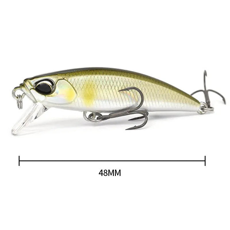 Tossing brand 48mm submerged minnow fishing lure in one of 14 colour variants for mandarin fish and snakehead.