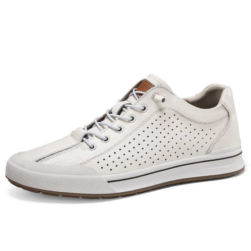 Men's white breathable shoes with round toe and flat 6CM heel on a plain background