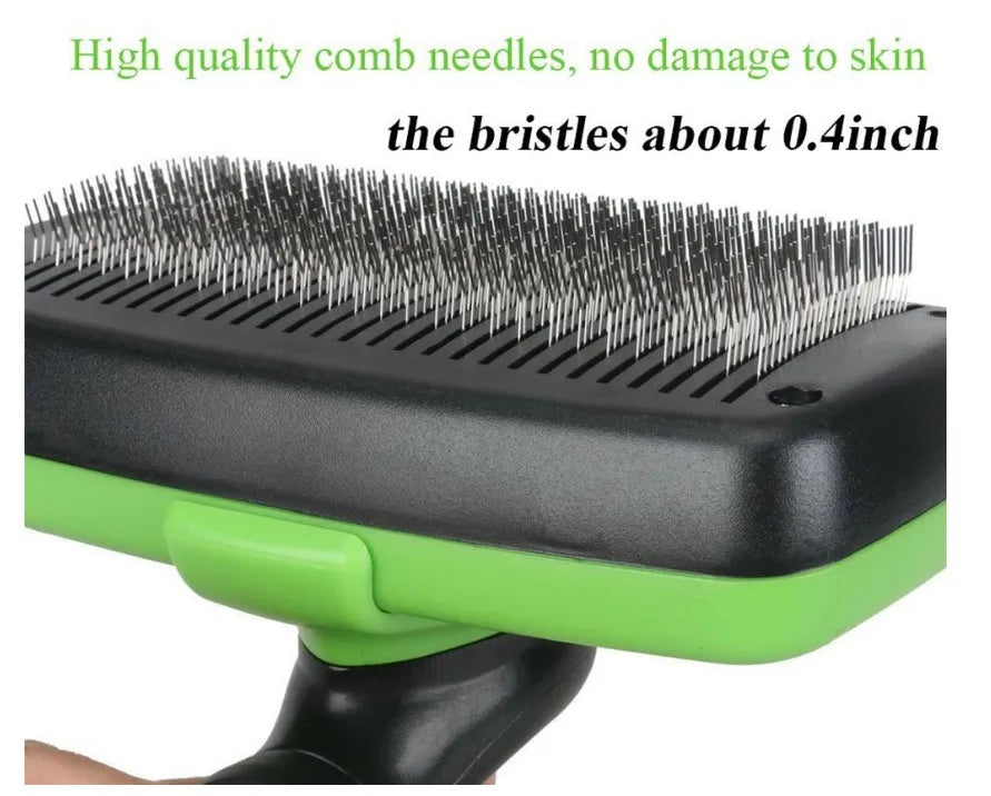 Pet self-cleaning slicker brush with stainless steel needles, green handle, comb surface 12.6 x 7cm, for dogs and cats