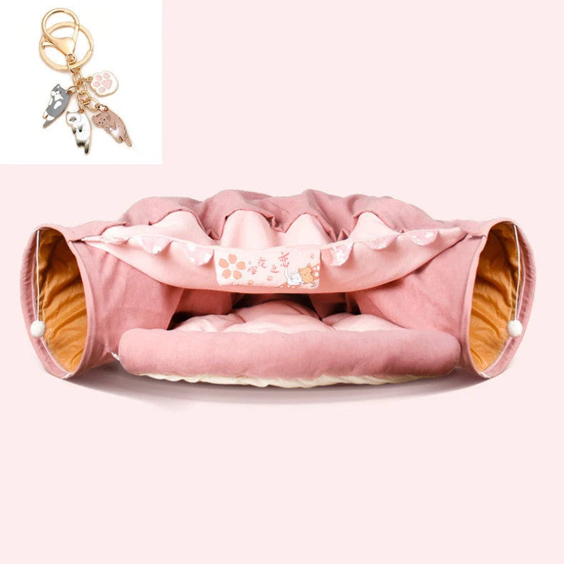 Collapsible cat tunnel in durable cloth, perfect for indoor play and easy storage