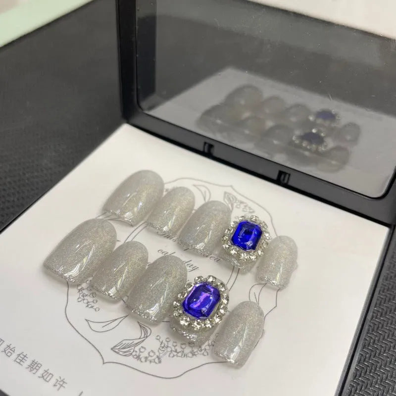 Handmade Sweet Star wearable nails in long ladder style with ultra-thin seamless finish and glue kit
