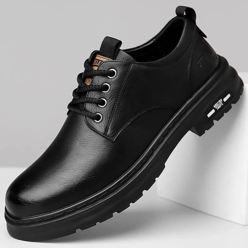Retro men's casual leather shoes with round toe and flat square heel in black or brown colours