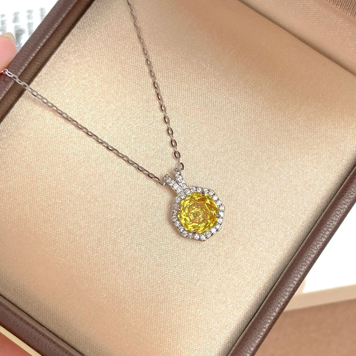 925 silver octagonal rose cut zircon collarbone chain necklace on model, platinum-white electroplated finish