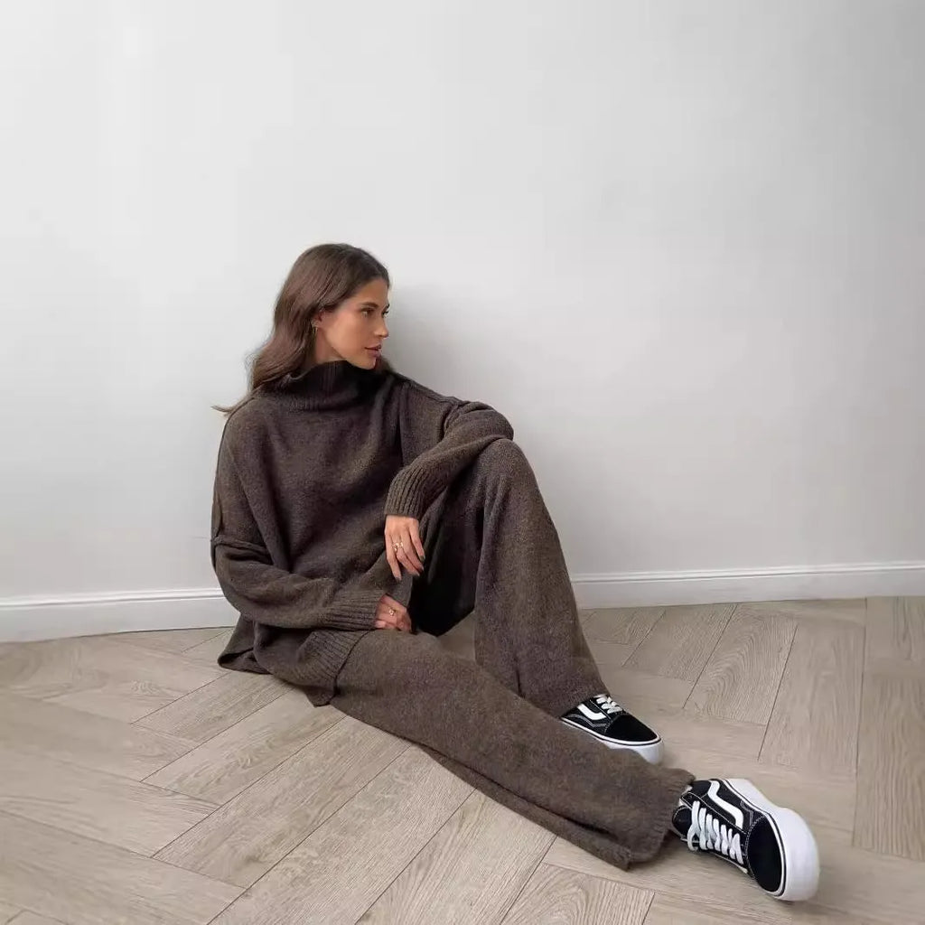 Women's dark grey acrylic knit suit set with side-slit sweater and trousers