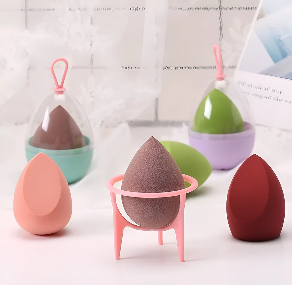Rubycell cosmetic egg makeup sponge ball in super soft synthetic sponge, 40mm by 60mm, smear-proof for foundation blending
